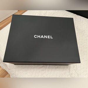 SOLD! Authentic Chanel Magnetic Box